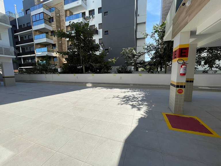 cod 48 - Apartamento com piscina á 250m do mar