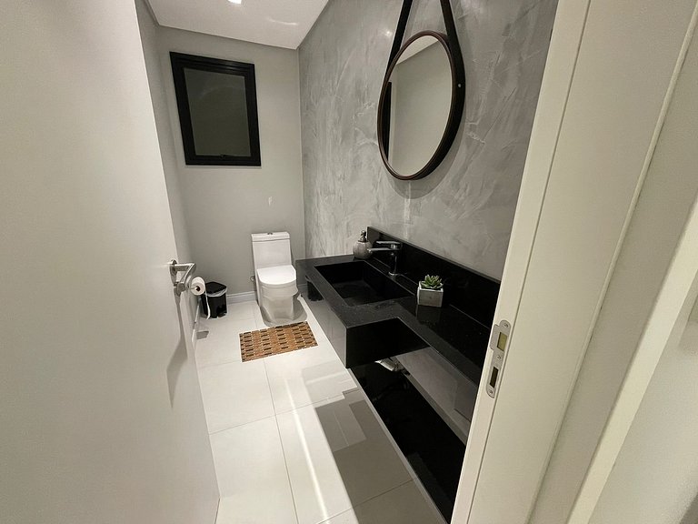 Cód 27 - Apartamento térreo com jacuzzi e área gourmet na Pr