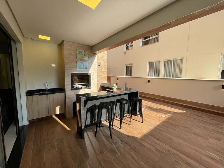 Cód 27 - Apartamento térreo com jacuzzi e área gourmet na Pr