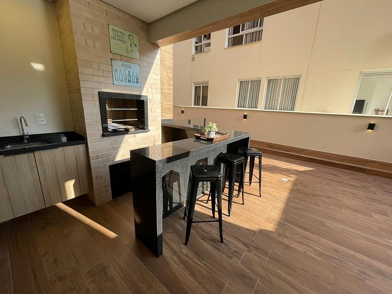 Cód 27 - Apartamento térreo com jacuzzi e área gourmet na Pr