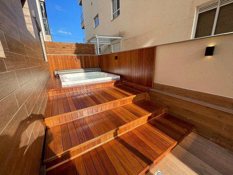 Cód 27 - Apartamento térreo com jacuzzi e área gourmet na Pr