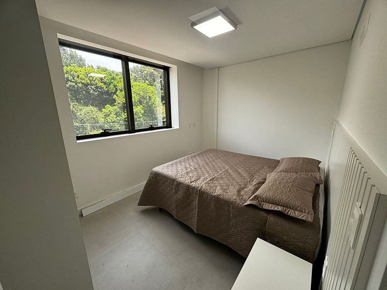 Cód 29 - Apartamento elegante no Oasis do Atlântico com pisc