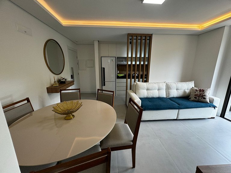 Cód 29 - Apartamento elegante no Oasis do Atlântico com pisc