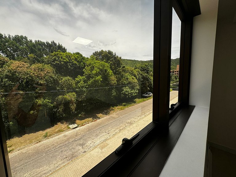 Cód 29 - Apartamento elegante no Oasis do Atlântico com pisc