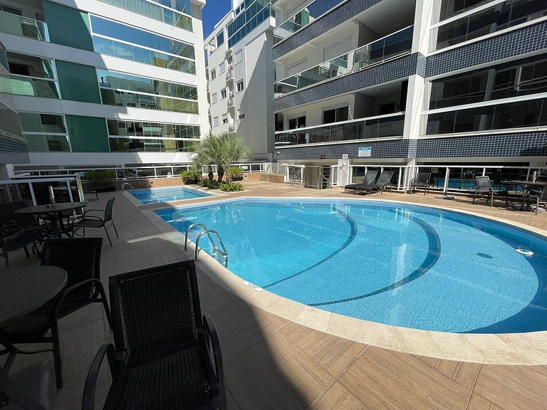 Cód 49 - Apartamento belíssimo com sacada gourmet