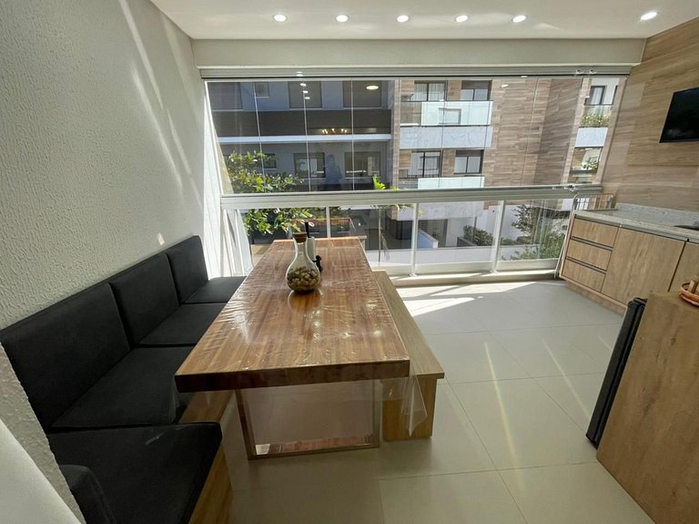 Cód 49 - Apartamento belíssimo com sacada gourmet