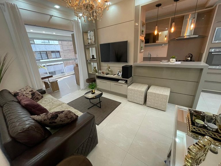 Cód 49 - Apartamento belíssimo com sacada gourmet