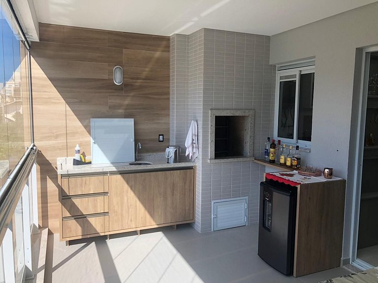 Cód 49 - Apartamento belíssimo com sacada gourmet