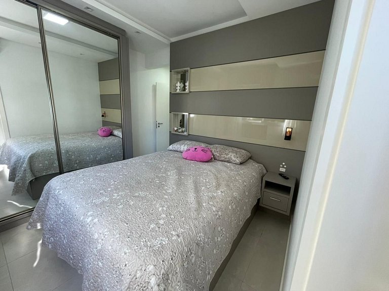 Cód 49 - Apartamento belíssimo com sacada gourmet