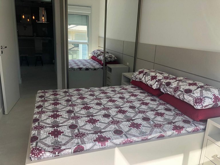 Cód 49 - Apartamento belíssimo com sacada gourmet