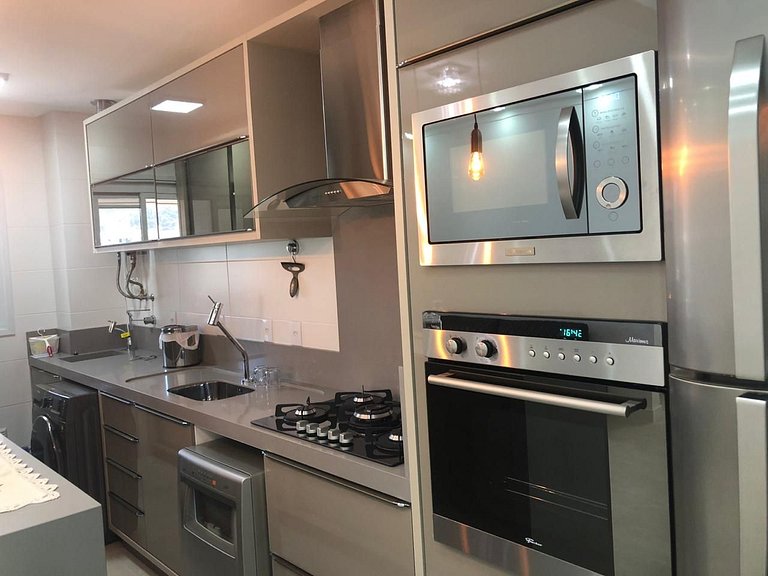 Cód 49 - Apartamento belíssimo com sacada gourmet