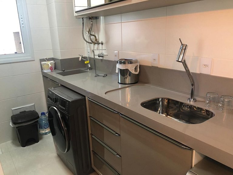 Cód 49 - Apartamento belíssimo com sacada gourmet