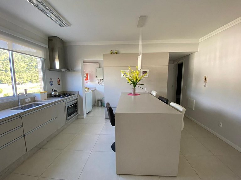 Cód 51 - Apto com 2 suítes no Residencial Boulevard