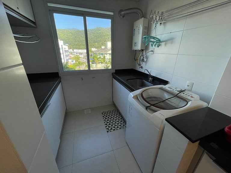 cód 56 - Apartamento á 300M do mar