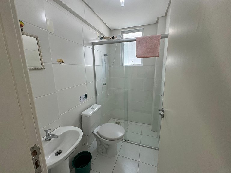 Cód 60 - Apartamento á 350 m do mar