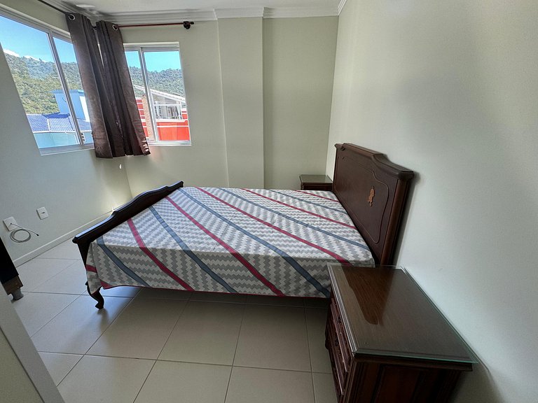 Cód 60 - Apartamento á 250 m do mar