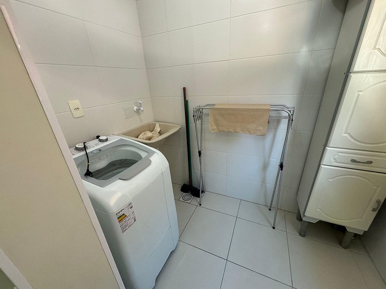 Cód 60 - Apartamento á 350 m do mar