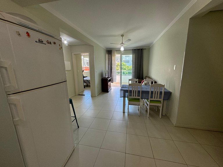 Cód 60 - Apartamento á 250 m do mar