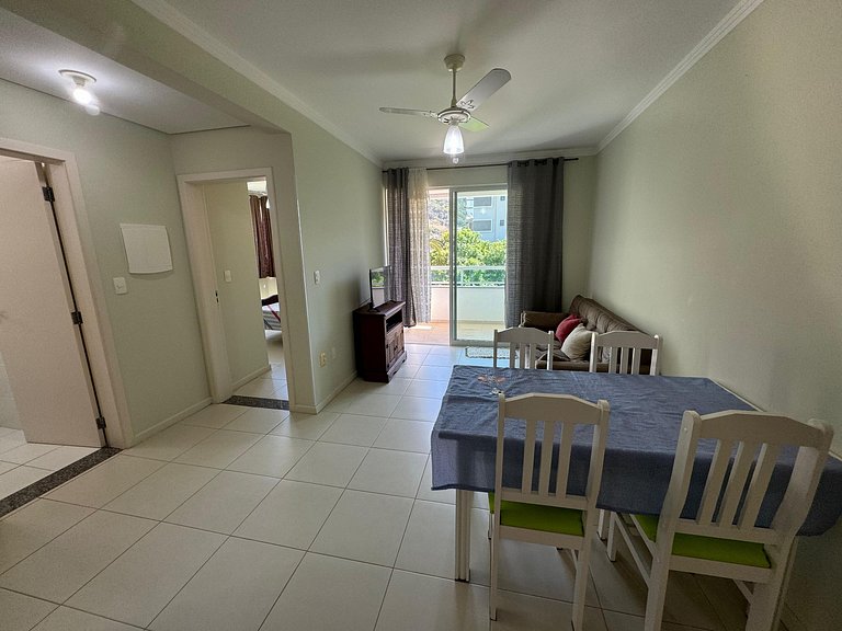 Cód 60 - Apartamento á 350 m do mar