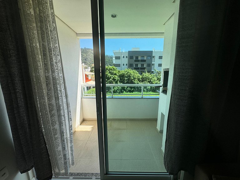 Cód 60 - Apartamento á 350 m do mar