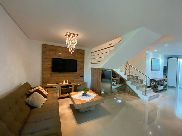 Cód 64 - Casa Espetacular á 250m do Mar