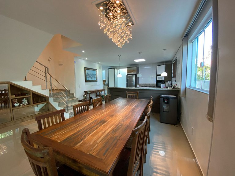 Cód 64 - Casa Espetacular á 250m do Mar