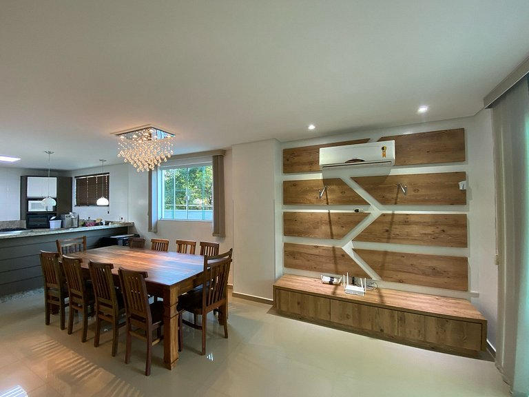 Cód 64 - Casa Espetacular á 250m do Mar