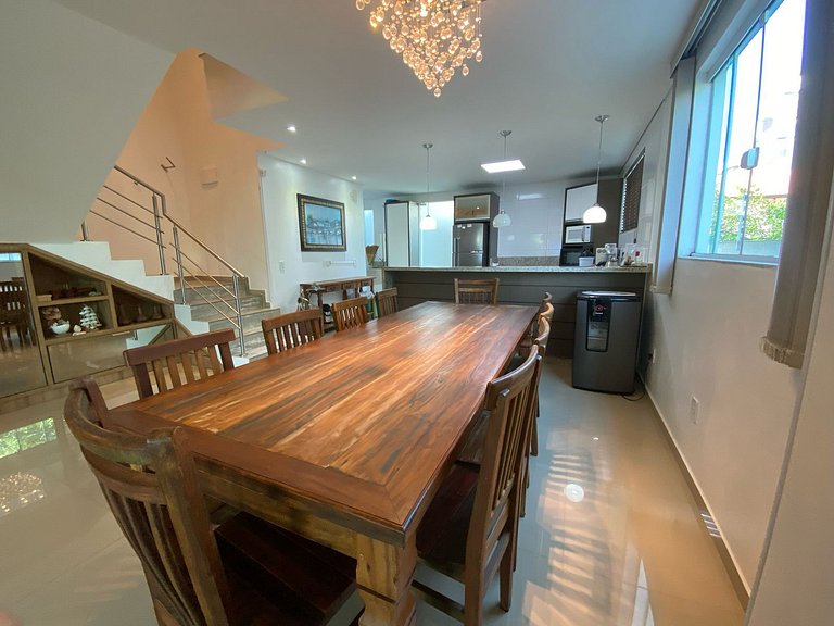 Cód 64 - Casa Espetacular á 250m do Mar