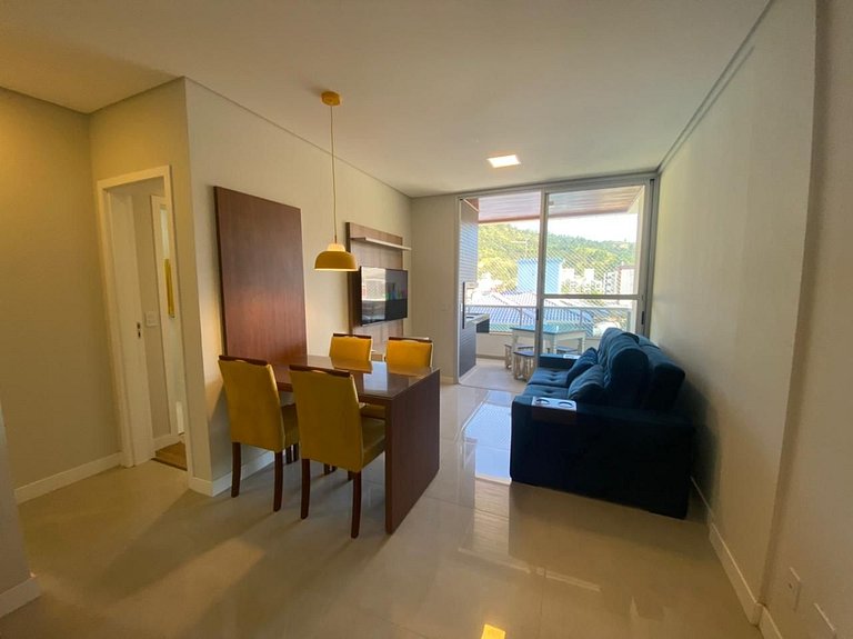 Cód 66 - Excelente apartamento á 350 do mar