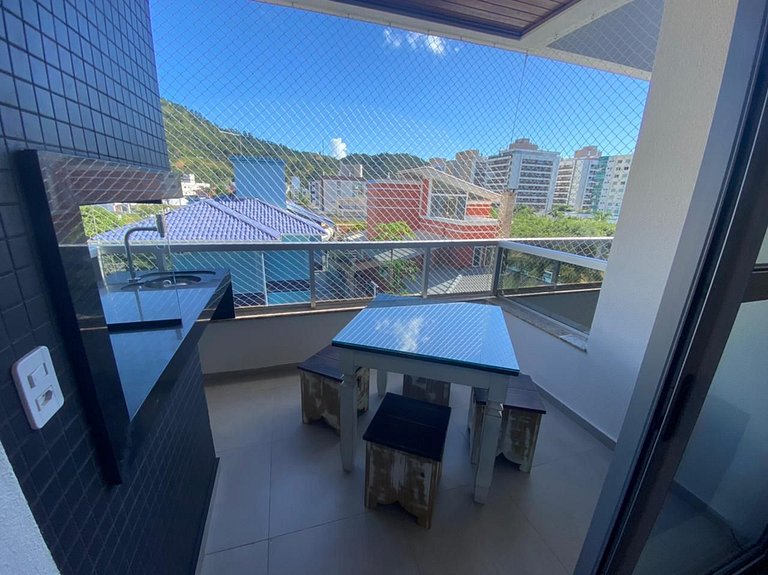 Cód 66 - Excelente apartamento á 350 do mar