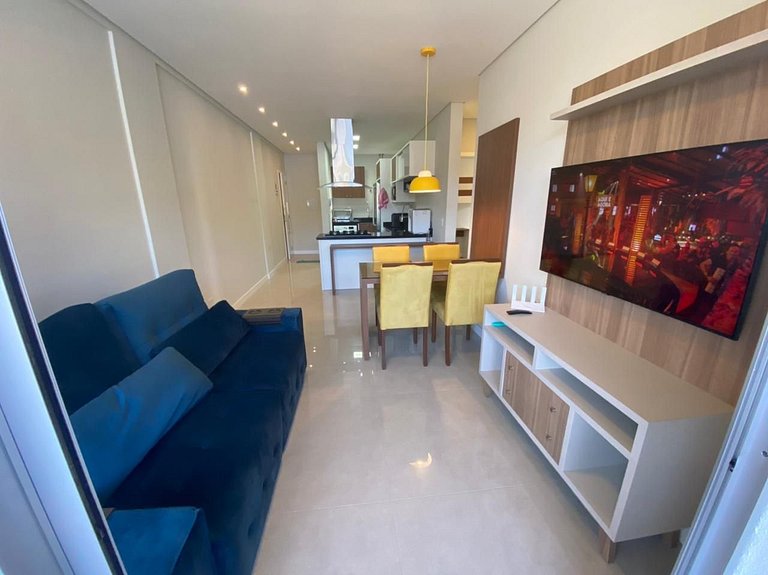 Cód 66 - Excelente apartamento á 350 do mar