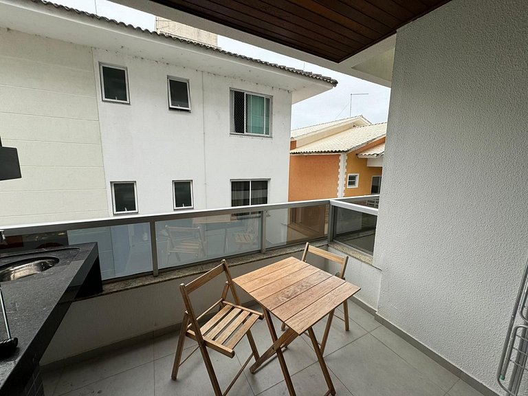 Cód 65 - Apto com 2 dormitórios no Arpoador