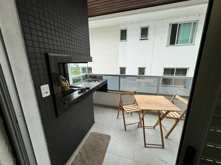 Cód 65 - Apto com 2 dormitórios no Arpoador