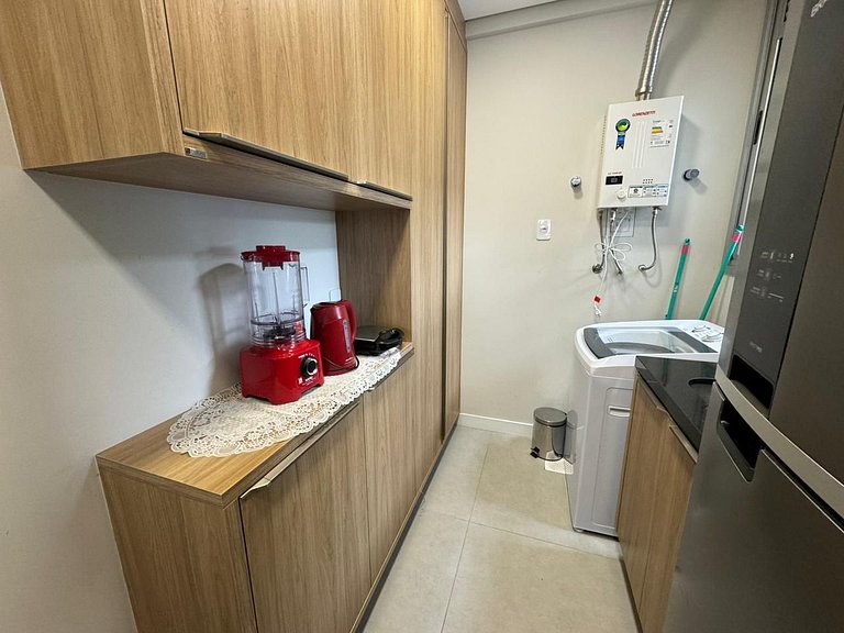 Cód 65 - Apto com 2 dormitórios no Arpoador