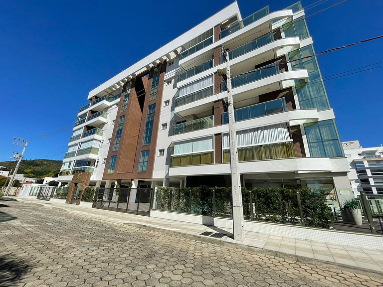 Cód 68 - Apartamento á 280m do mar