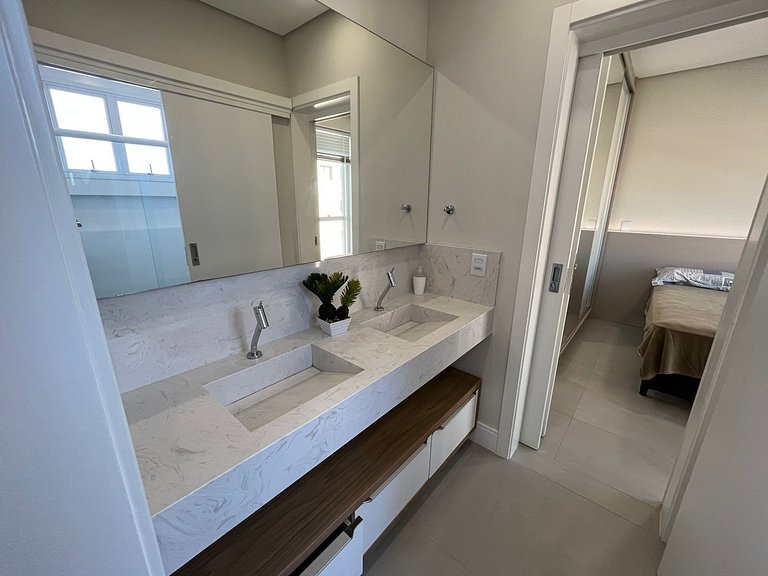 Cód 70 - Apartamento á 280m do mar