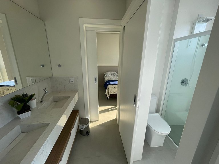 Cód 70 - Apartamento á 280m do mar