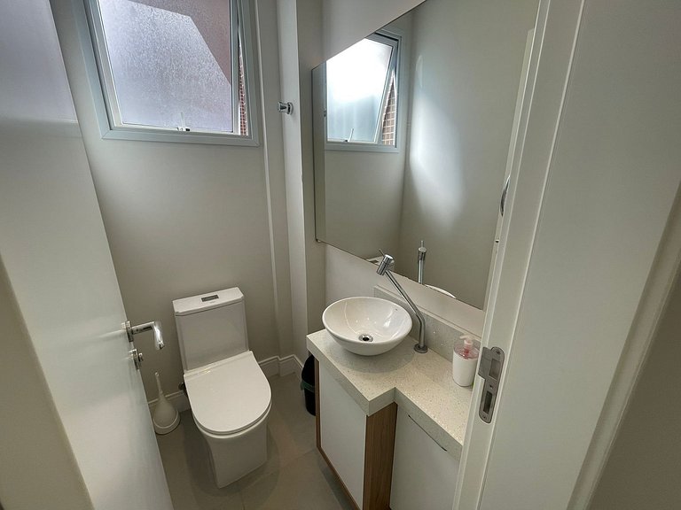 Cód 70 - Apartamento á 280m do mar