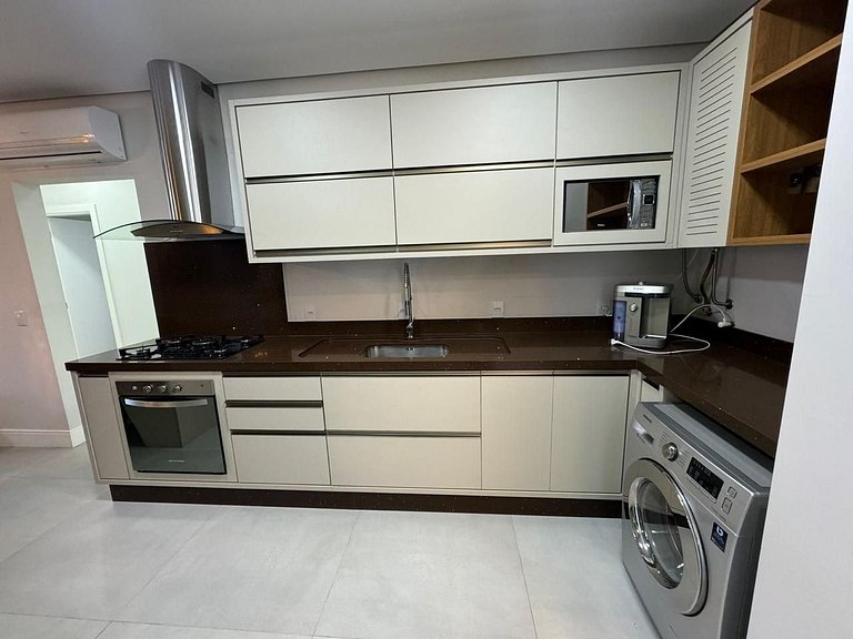 Cód 75 - Apto com 3 dormitórios no Millenium