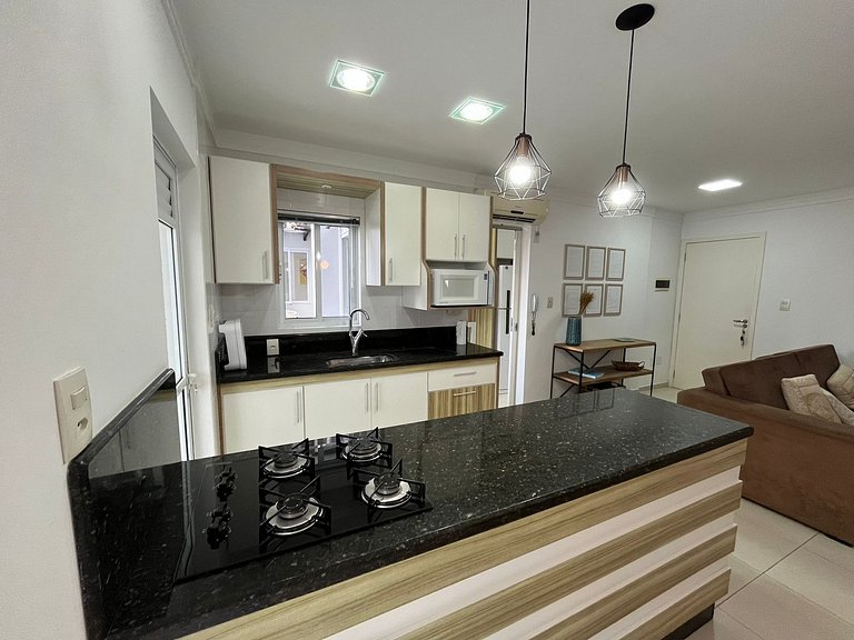 Cód 78 - Belo apartamento á 80m do mar