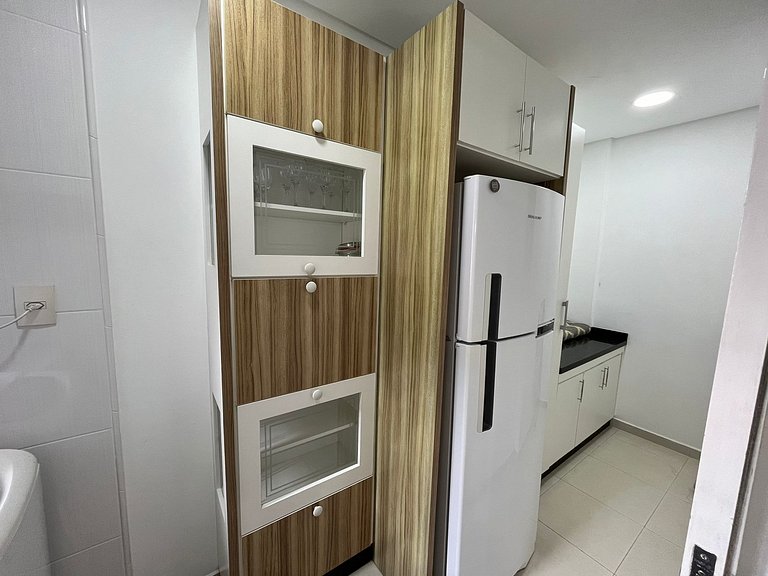 Cód 78 - Belo apartamento á 80m do mar