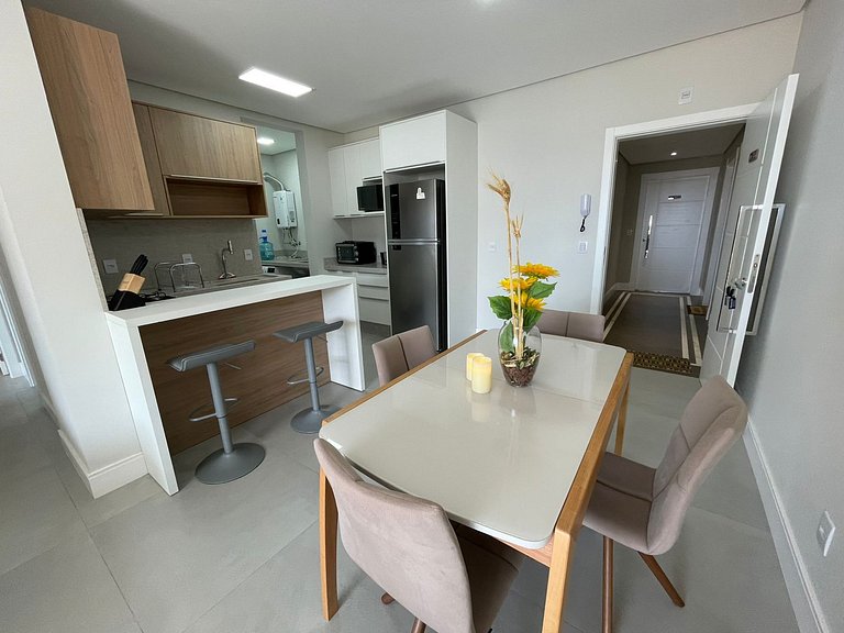 Cód 80 - Excelente Apartamento á 180m do mar