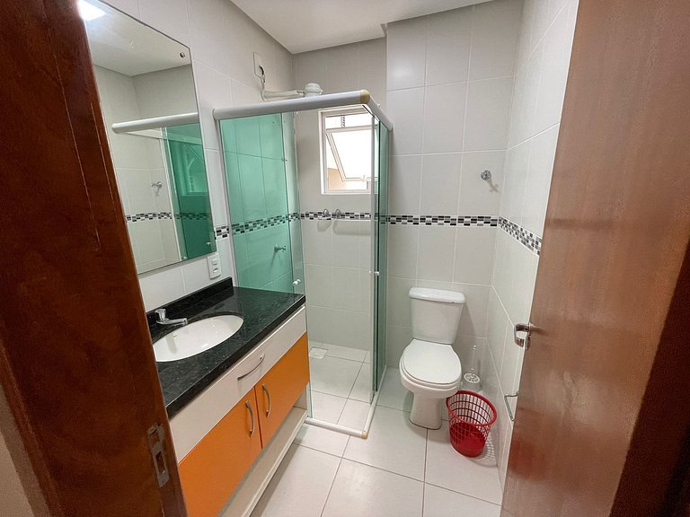 Cód 34 - Apartamento a 80 metros do Mar