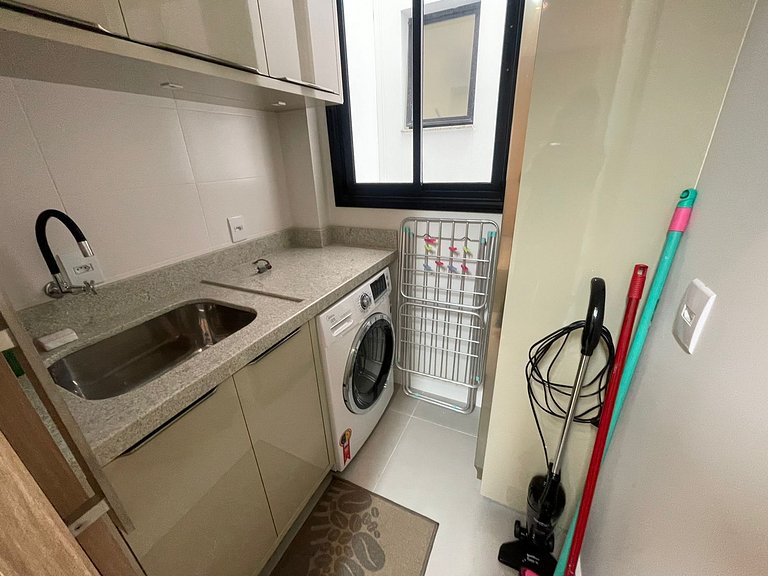 Cód 82 - Apartamento á 280m do mar