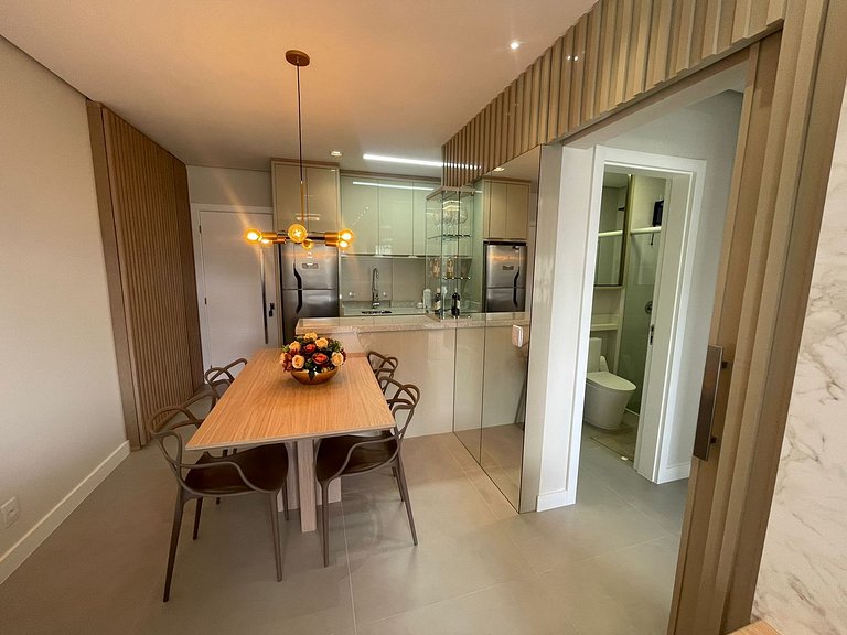 Cód 82 - Apartamento á 280m do mar