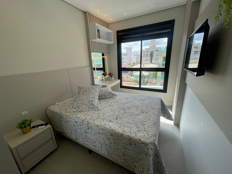 Cód 82 - Apartamento á 280m do mar