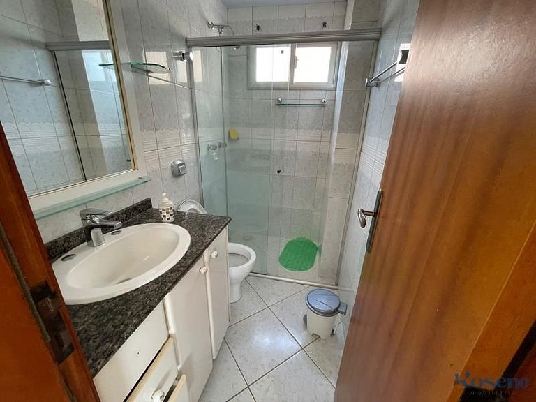 Cód 77 - Apto com 3 dorm e vista mar no Corsário