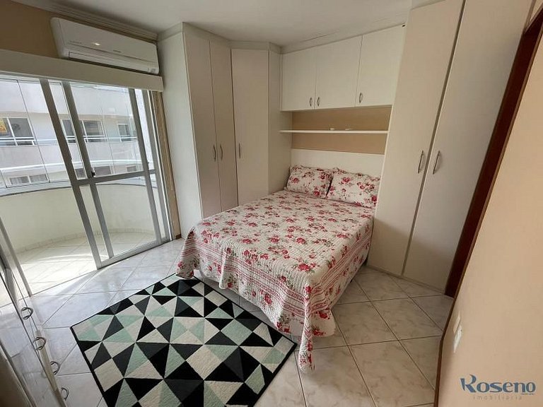 Cód 77 - Apto com 3 dorm e vista mar no Corsário