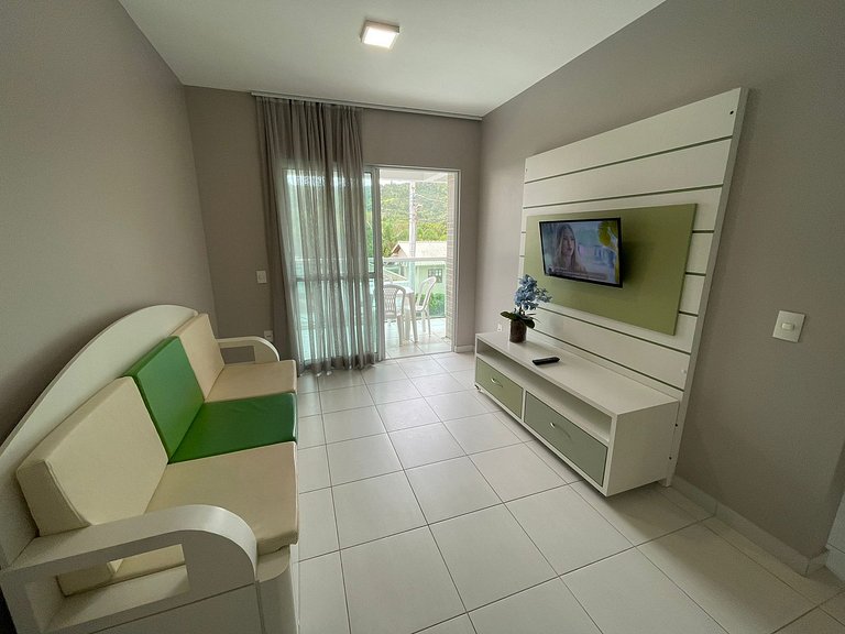 Cód 36 - Apartamento a 80 metros do Mar