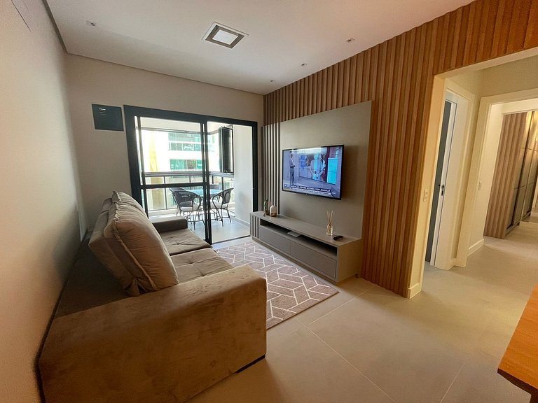 cód 84 - Apartamento á 280 m do mar com piscina